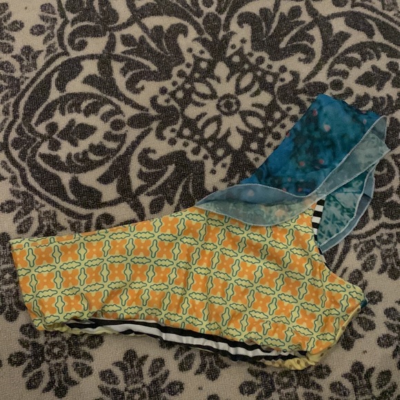 🏖️🌴 Unique reversible bikini - Picture 7 of 9